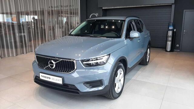 Volvo XC40 Momentum Core, T2