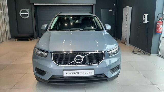 Volvo XC40 Momentum Core, T2