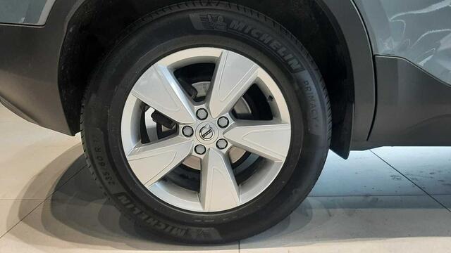 Volvo XC40 Momentum Core, T2