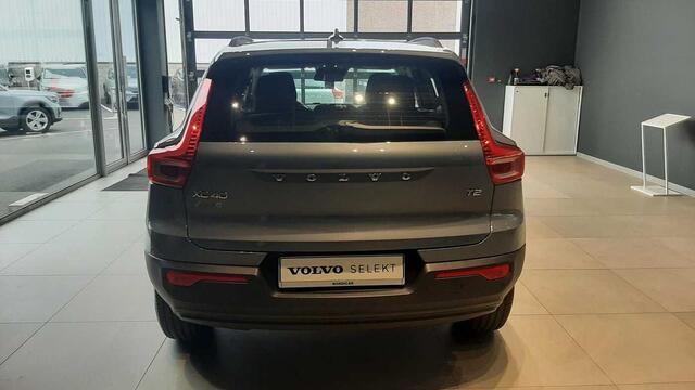 Volvo XC40 Momentum Core, T2