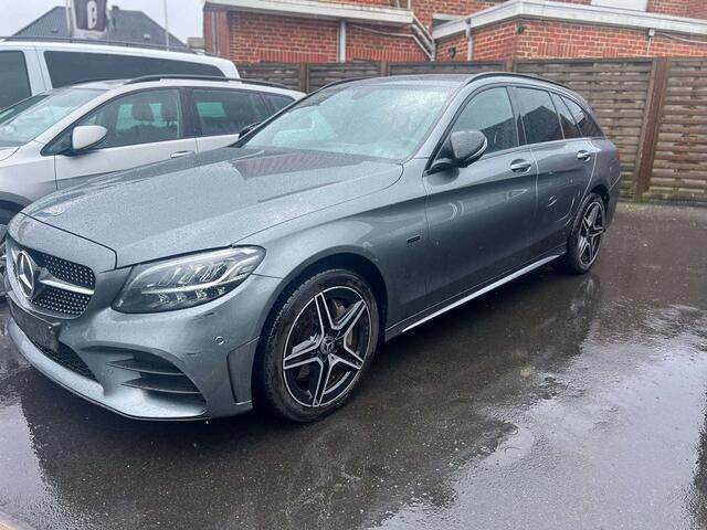 Mercedes-Benz C-Klasse 300 e Break AMG Hybride