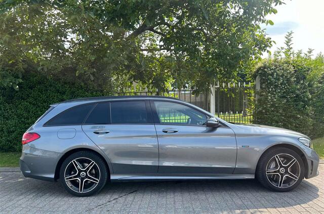 Mercedes-Benz C-Klasse 300 e Break AMG Hybride