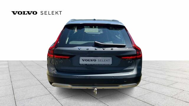 Volvo V90 Cross Country Plus, B4 AWD mildhybrid, Diesel