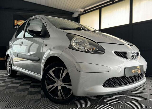 Toyota Aygo 1.0i 1er propri�taire garantie 12 mois