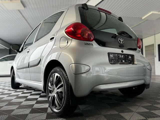 Toyota Aygo 1.0i 1er propri�taire garantie 12 mois