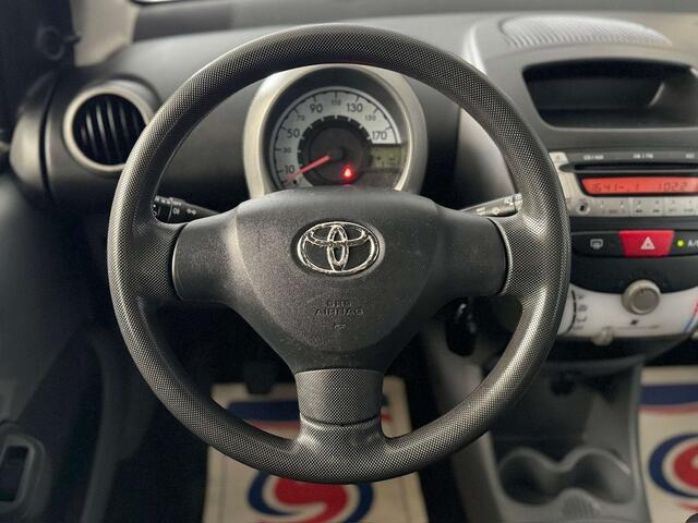 Toyota Aygo 1.0i 1er propri�taire garantie 12 mois