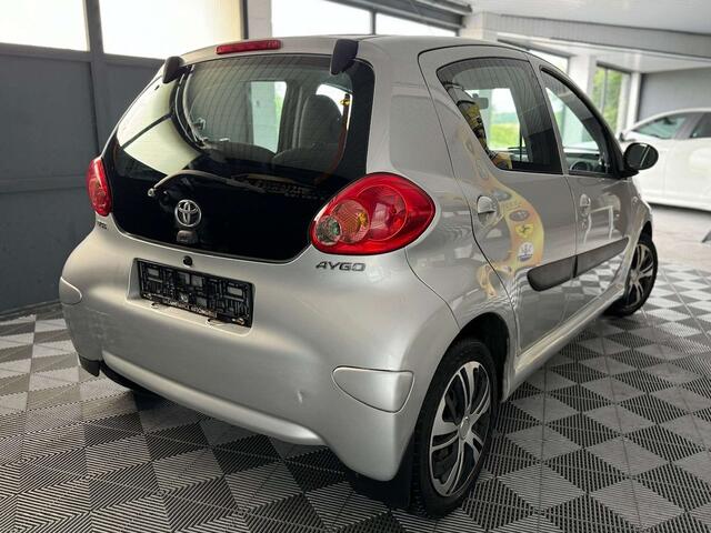 Toyota Aygo 1.0i 1er propri�taire garantie 12 mois