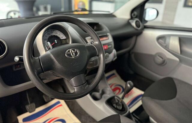 Toyota Aygo 1.0i 1er propri�taire garantie 12 mois