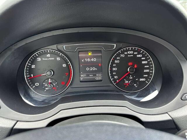 Audi Q3 1.4 TFSI  S tronic NAVI CRUISE PDC JA BLUETOOTH