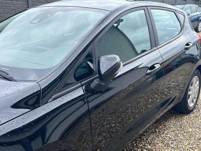 Ford Fiesta 1.5 TDCi Busines  CARPLAY BLUETOOHT PDC  CRUISE