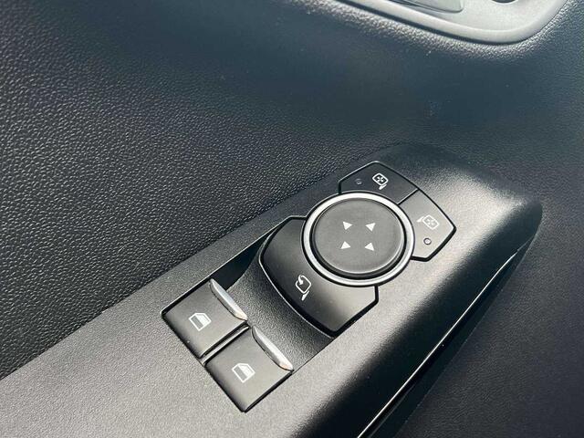 Ford Fiesta 1.5 TDCi Busines  CARPLAY BLUETOOHT PDC  CRUISE