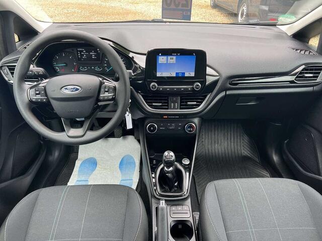Ford Fiesta 1.5 TDCi Busines  CARPLAY BLUETOOHT PDC  CRUISE