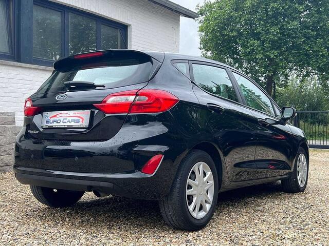 Ford Fiesta 1.5 TDCi Busines  CARPLAY BLUETOOHT PDC  CRUISE