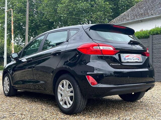 Ford Fiesta 1.5 TDCi Busines  CARPLAY BLUETOOHT PDC  CRUISE