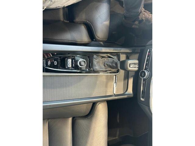 Volvo XC60 Momentum Pro D4 Geartronic diesel 163 pk