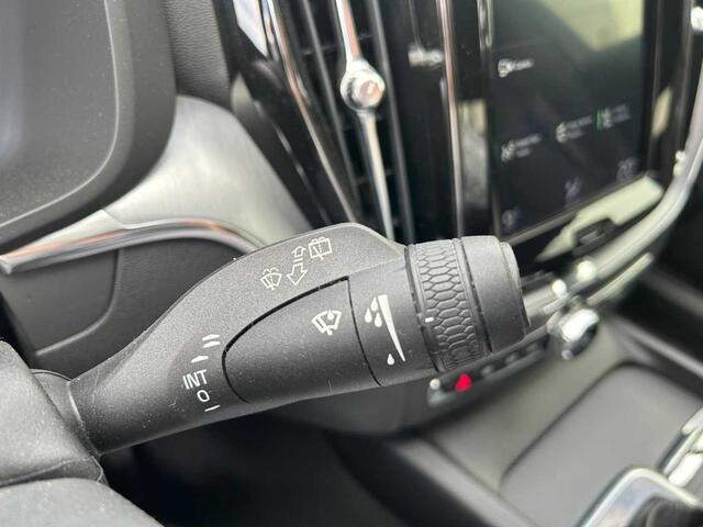Volvo XC60 Momentum Pro D4 Geartronic diesel 163 pk
