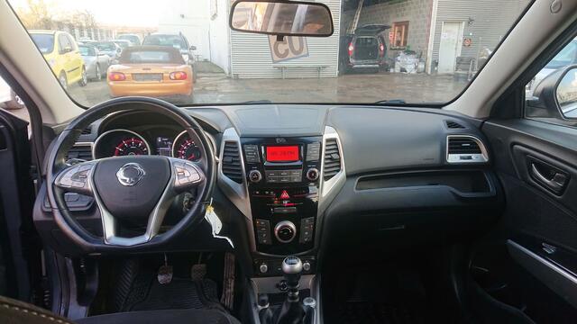 Ssangyong Tivoli 1600 essence 2017 77000km clim, ja 1prop GARANTIE