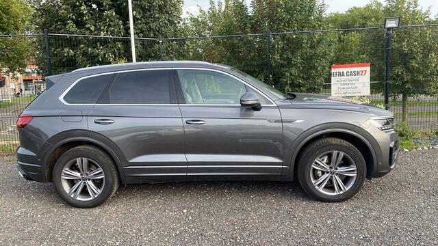 Volkswagen Touareg 3.0TDI V6 R-Line # FULL OPTIONS # TVA DEDUCTIBLE #