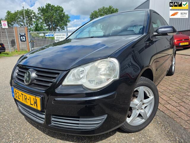 Volkswagen Polo 1.4-16V Optive