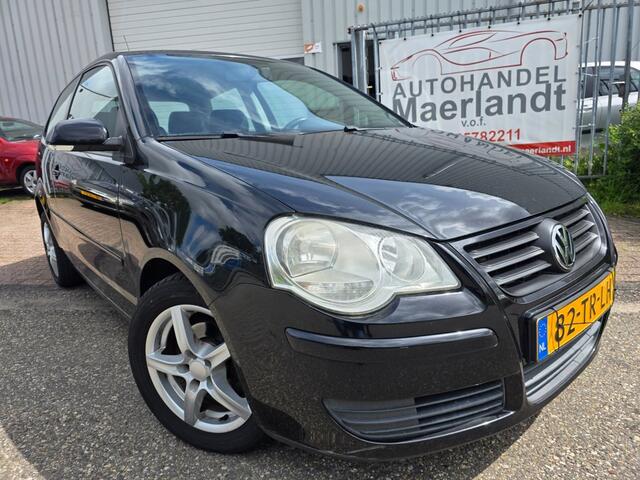 Volkswagen Polo 1.4-16V Optive