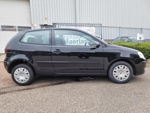 Volkswagen Polo 1.4-16V Optive