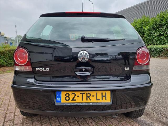 Volkswagen Polo 1.4-16V Optive