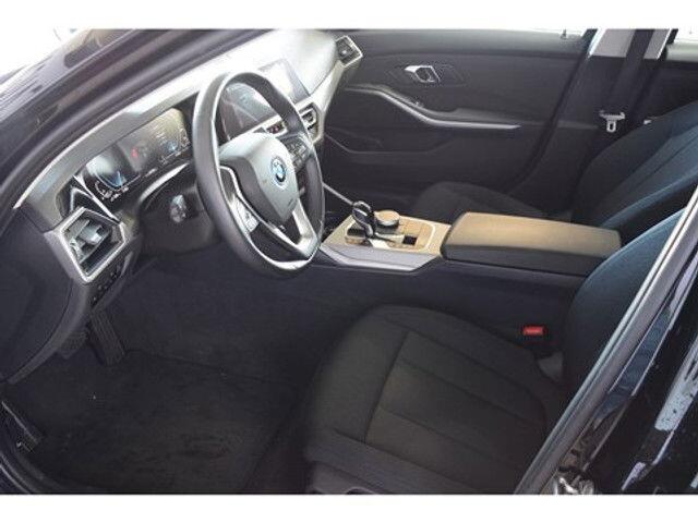 BMW 3-Serie 330 2.0 PHEV CameraDigital CockpitNavigatie