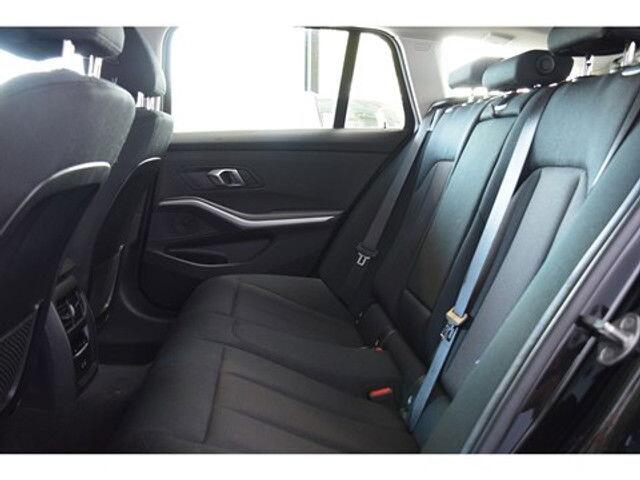 BMW 3-Serie 330 2.0 PHEV CameraDigital CockpitNavigatie