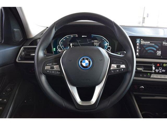 BMW 3-Serie 330 2.0 PHEV CameraDigital CockpitNavigatie