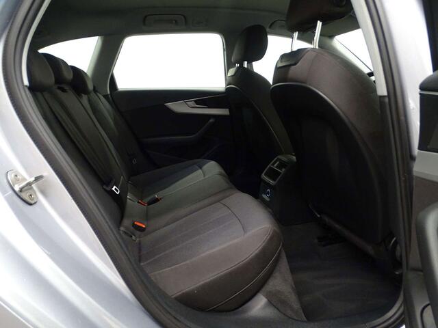 Audi A4 35TDi Avant Design STronic XENON-NAVI-PARKING