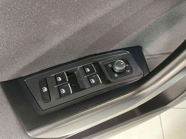 Volkswagen T-ROC 2.0 TDi 4Motion  LED  DSG  Carplay | GAR. 12M