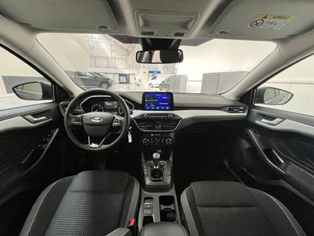 Ford Focus  Benzine 100pk - GPS 