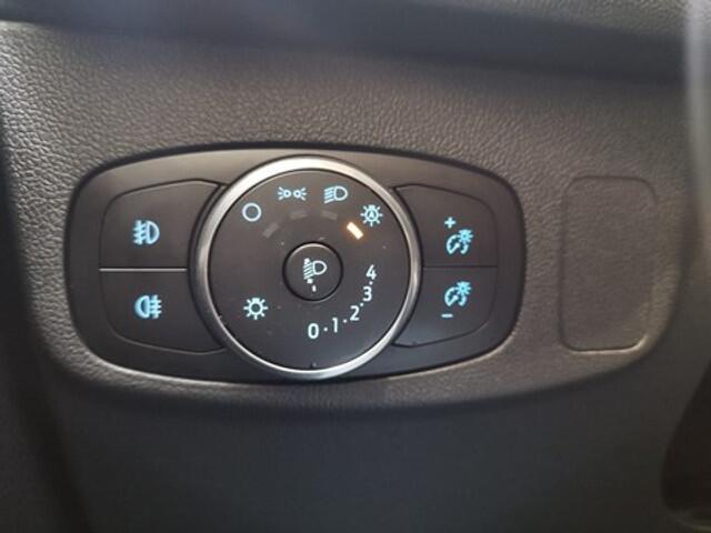 Ford Focus  Titanium - Clipper - Benzine 