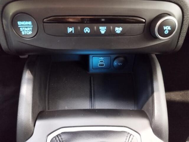 Ford Focus  Titanium - Clipper - Benzine 