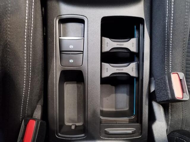 Ford Focus  Titanium - Clipper - Benzine 