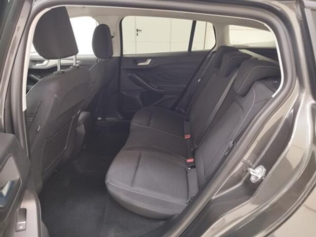 Ford Focus  Titanium - Clipper - Benzine 