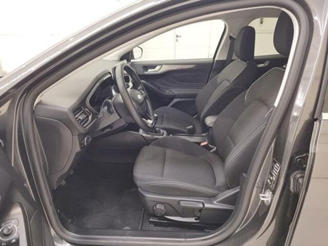 Ford Focus  Titanium - Clipper - Benzine 