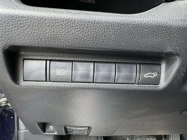 Toyota RAV4 Style hybrid Full Option