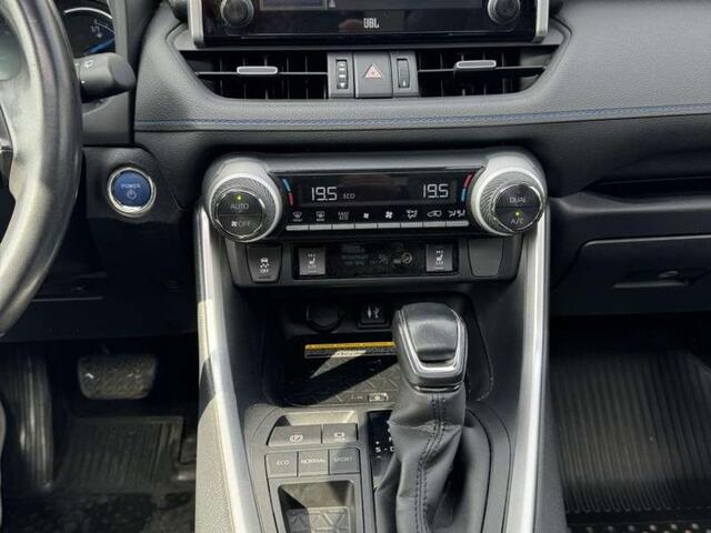Toyota RAV4 Style hybrid Full Option