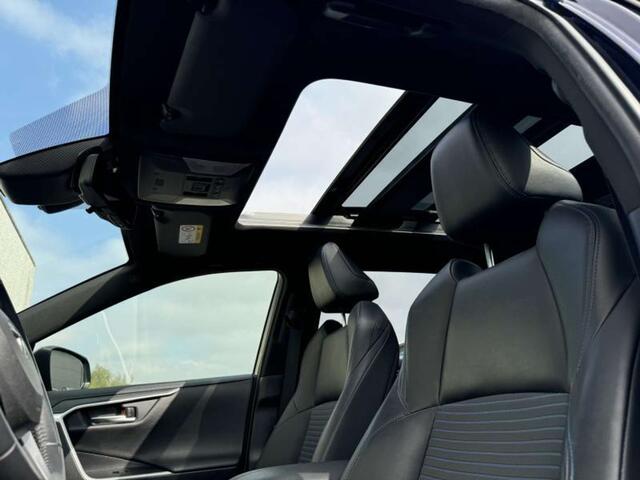 Toyota RAV4 Style hybrid Full Option