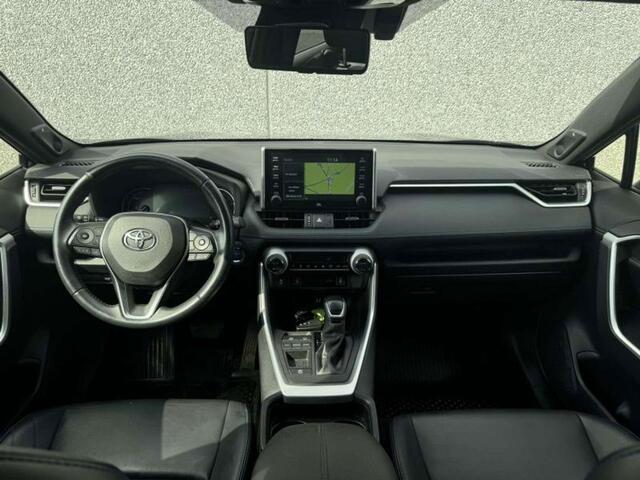 Toyota RAV4 Style hybrid Full Option