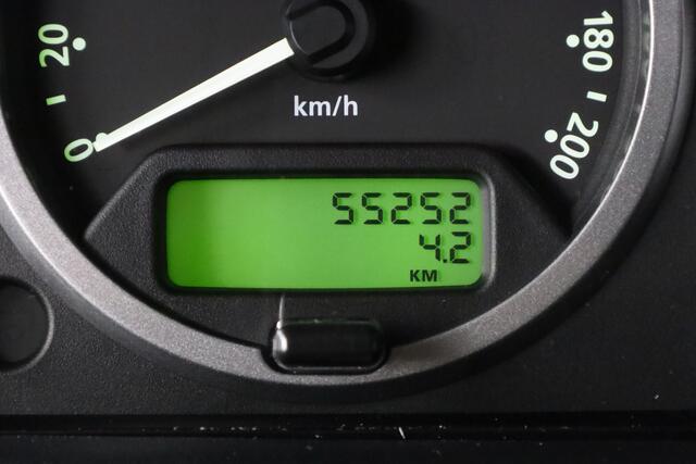 Land Rover Defender 2.2 D SW 110 Adventure, NL-Auto, BTW Auto, 1e Eigenaar.