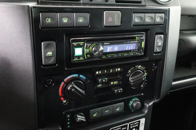 Land Rover Defender 2.2 D SW 110 Adventure, NL-Auto, BTW Auto, 1e Eigenaar.