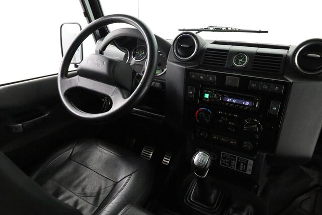 Land Rover Defender 2.2 D SW 110 Adventure, NL-Auto, BTW Auto, 1e Eigenaar.