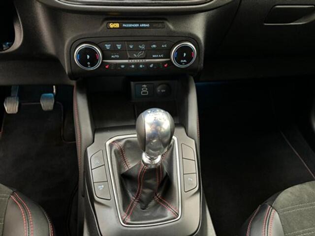 Ford Kuga  St line X - Ecoboost 150pk 