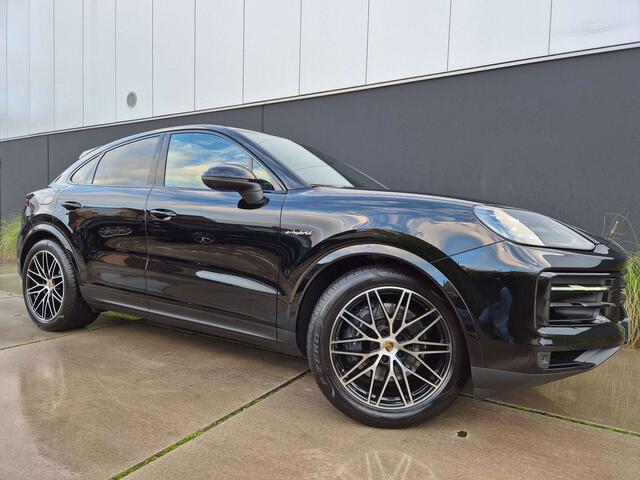 Porsche Cayenne 3.0 Turbo V6 PHEVCOUPEKEYLESSACCSPORT CHRONO