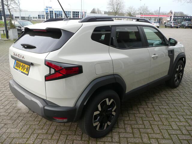 Dacia Duster 1.6 Full-Hybrid 140 AUT Extreme, PACK WINTER/ PACK PARKING/ PACK TECHNO MEDIA NAV/ ETC... STAAT 1e EIGENAAR DEMO RIJKLAAR