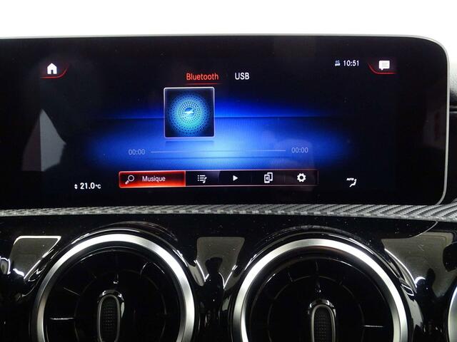 Mercedes-Benz A-Klasse 180 d 7GTRONIC FULL LED-NAVI-WIDESCREEN-PARKTRONIC