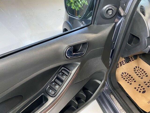 Ford KA Ka/Ka+  VERSION ACTIVE  12 MOIS DE GARANTIE
