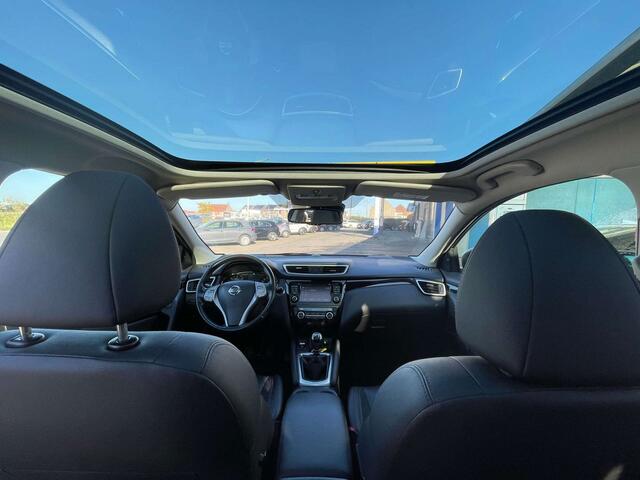 Nissan Qashqai 1.5 dCi 2WD Tekna/Toit panora. / Caméra 360°